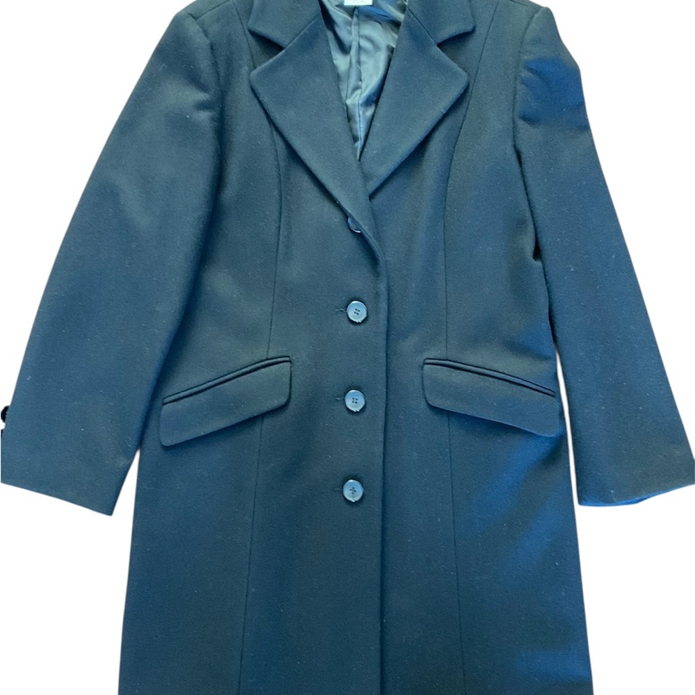Elegant Black Women's Coat Size 8